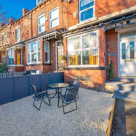 *rb12s* For Your Relaxed & Cosy + Free Parking + Free Fast Wifi * * Leeds (West Yorkshire)