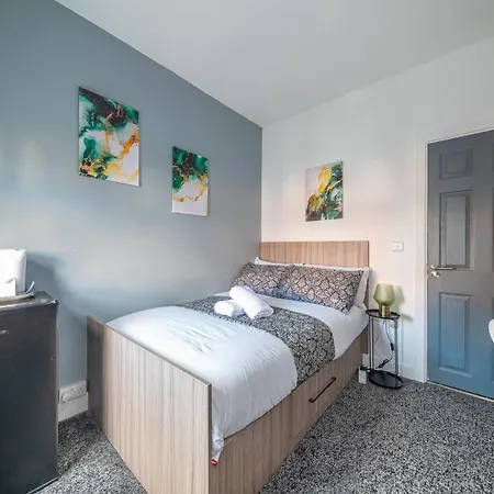 *rb12s* For Your Relaxed & Cosy + Free Parking + Free Fast Wifi * *