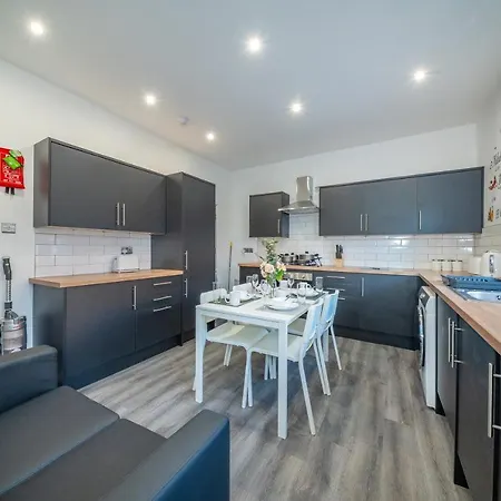 Kwatera prywatna *rb12s* For Your Relaxed & Cosy + Free Parking + Free Fast Wifi * Leeds (West Yorkshire)