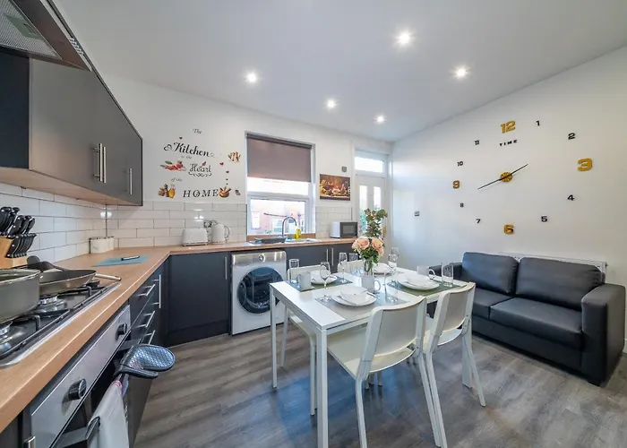 *rb12s* For Your Relaxed & Cosy + Free Parking + Free Fast Wifi * 民宿