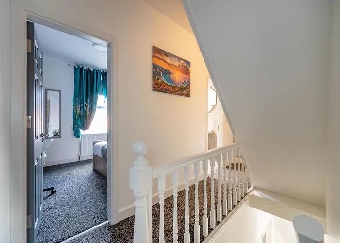 *rb12s* For Your Relaxed & Cosy + Free Parking + Free Fast Wifi * Homestay *