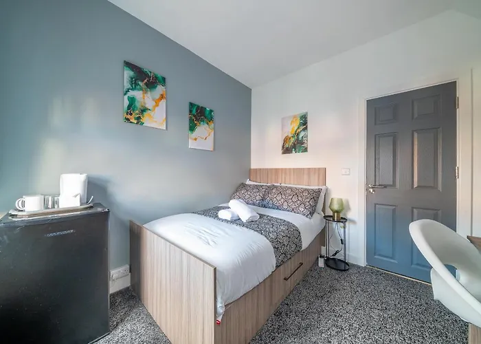 *rb12s* For Your Relaxed & Cosy + Free Parking + Free Fast Wifi * *