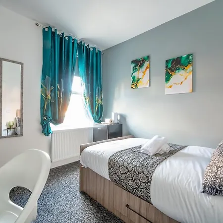 *rb12s* For Your Relaxed & Cosy + Free Parking + Free Fast Wifi * *